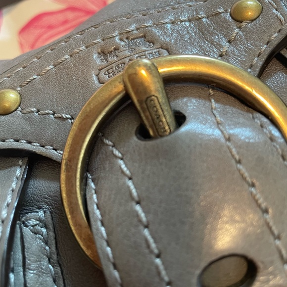 Coach Leather Shoulder bag - Gray - Picture 11 of 13